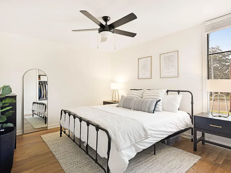3831 W End Ave #20 — Photo 8