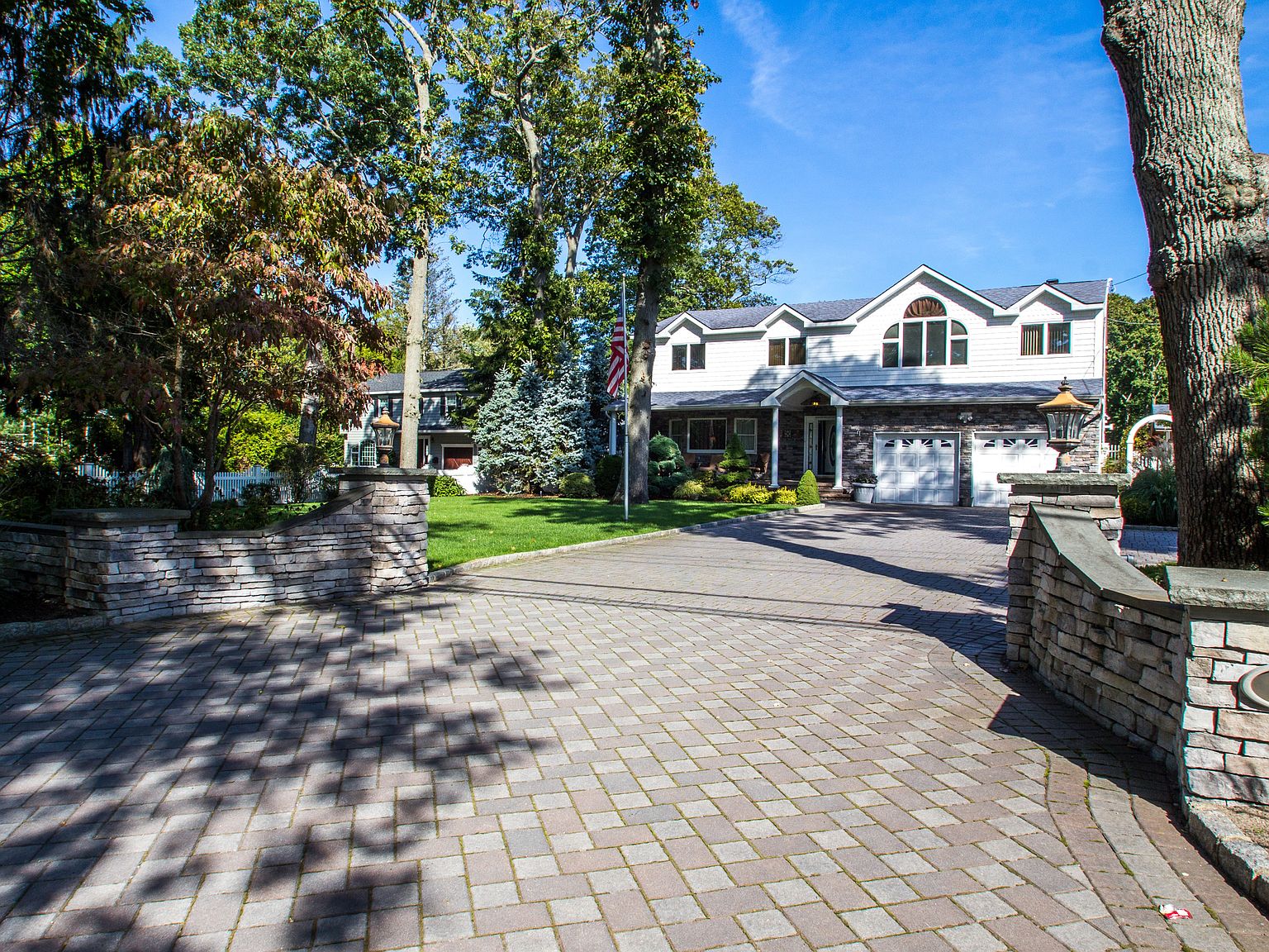 71 Eaton Ln, West Islip, NY 11795 Zillow