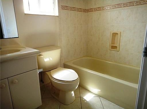 4th image of 469 Conservation Dr