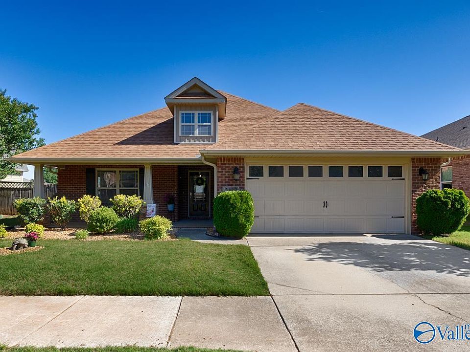 1st image of 7903 Gabriela Dr NW