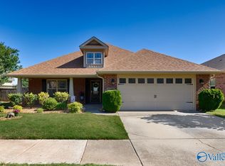 7903 Gabriela Dr NW, Huntsville, AL 35806