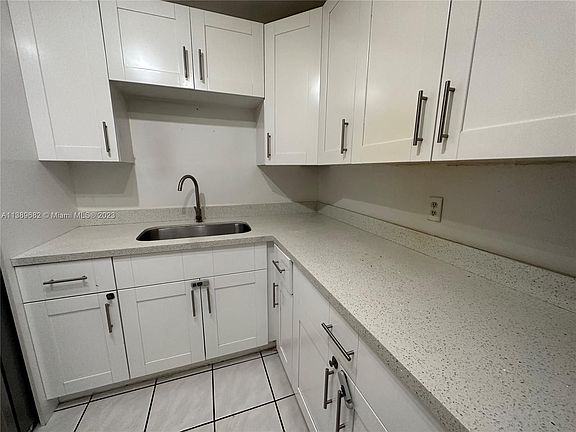 2nd image of 15225 NE 6th Ave APT B304