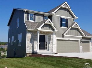3806 Daylily Ct, Lawrence, KS 66049