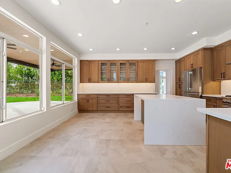 18500 Saint Moritz Dr — Photo 13