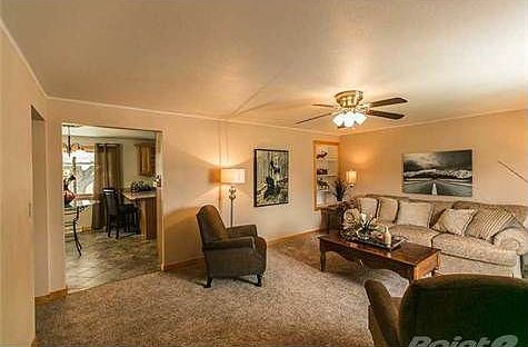 3rd image of 2631 Clark Ave