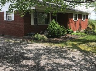 215 Duke Of York St, Maysville, KY 41056