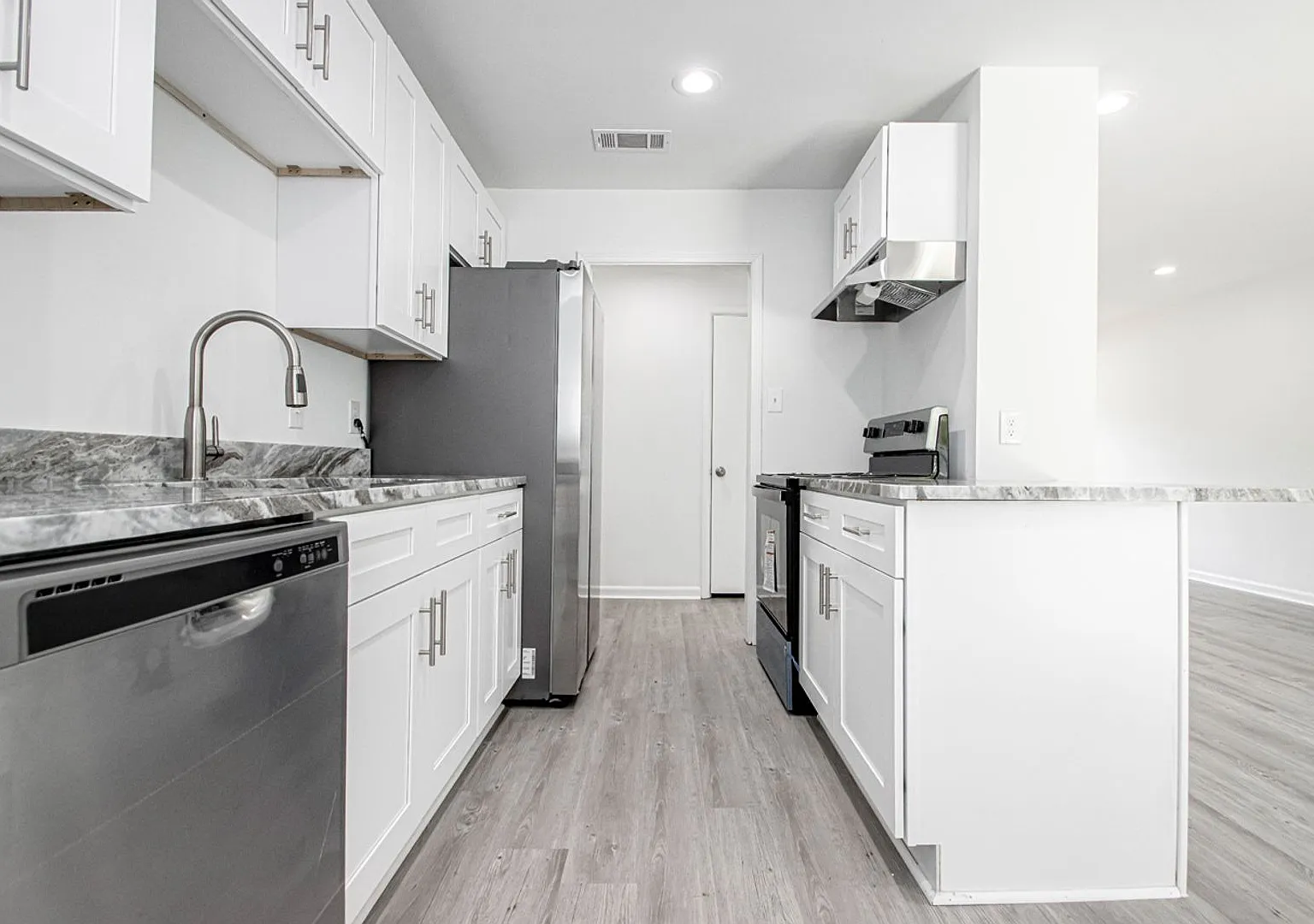 Beautifully Renovated 3-Bedroom Home in West Little Rock — Photo 1