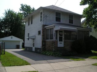 132 Thorpe St, Pontiac, MI 48341