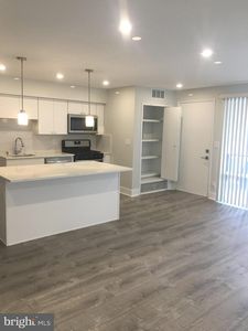 7541 Spring Lake Dr APT D1, Bethesda, MD, 20817