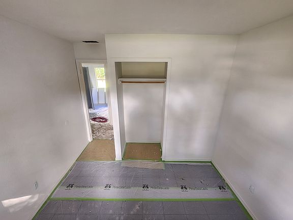 Lt front bedroom