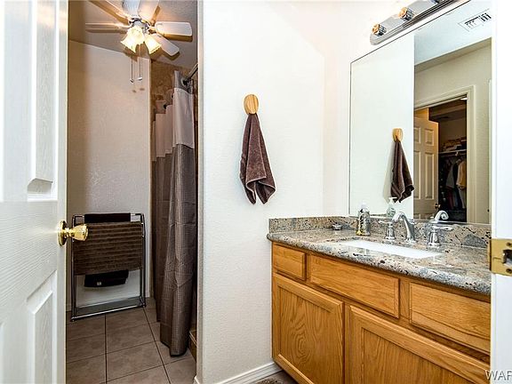 5th image of 4476 S Heather Ave