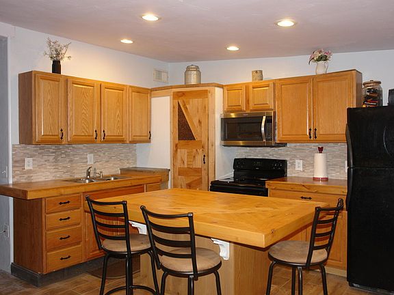 2nd image of 406 S Palo Verde Dr