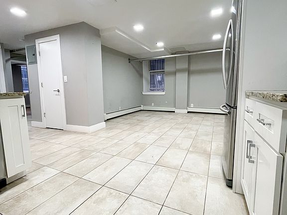 4th image of 304 W 151st St #Basement