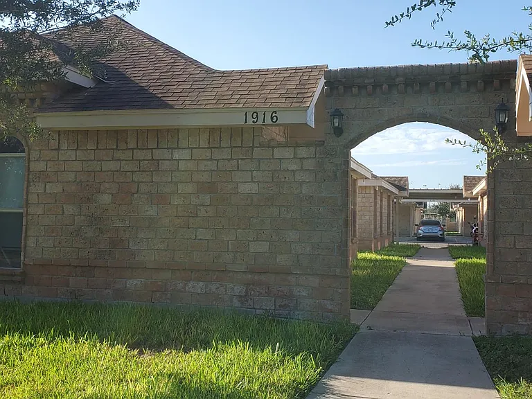 1916 Upland Dr #1 — Photo 1