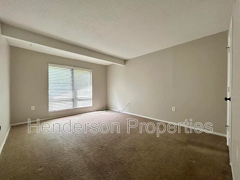 5024 Sardis Rd #G — Photo 7