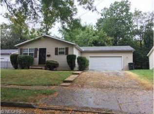 792 Fuller St, Akron, OH 44306