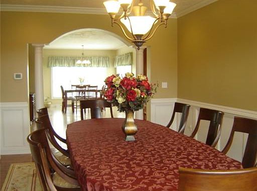 5th image of 3016 Meadow View Ct