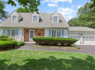 1 Patricia Ln, Saratoga Springs, NY 12866