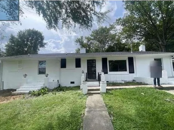 3044 Botany St, Charlotte, NC 28216