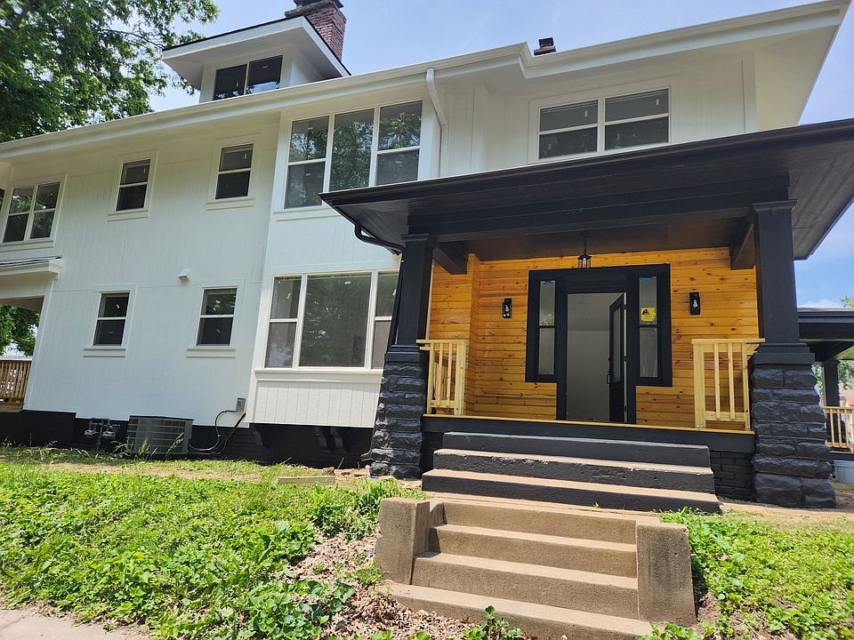 1st image of 102 S 25th St