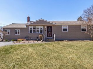 67 Griffin Dr, Warwick, RI 02886