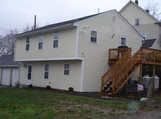 20 Church St #1, Uxbridge, MA 01569