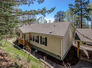 112 Hidden Meadow Dr, Candler, NC 28715
