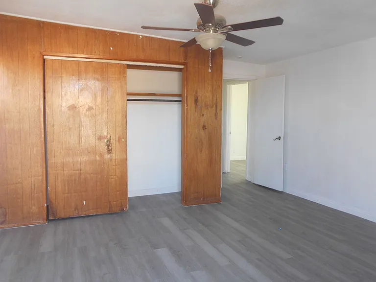 2137 E Saint Louis Ave — Photo 13