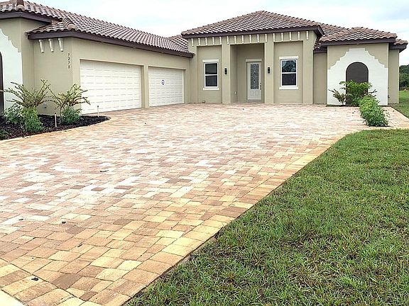 3rd image of 7278 Preserve Pointe Dr