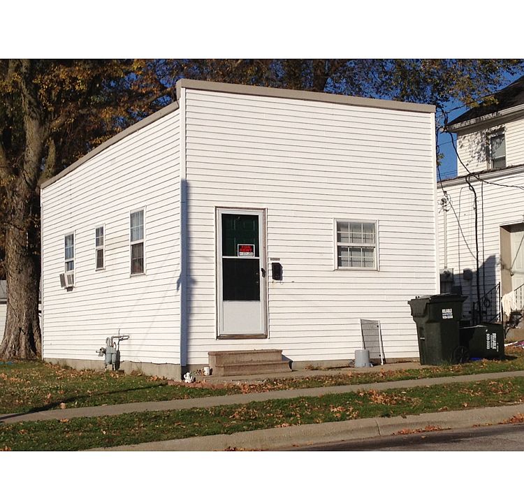 2nd image of 300 Park St