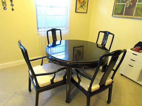 3rd image of 1022 Ashby D #1022