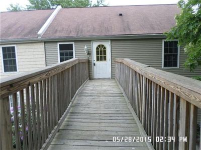 17 Cricketbrook, Dover, NH, 03820