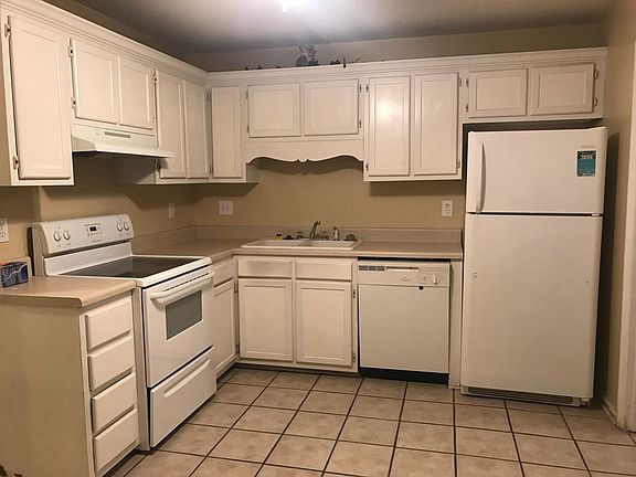 4th image of 6248 Lucille Dr APT E