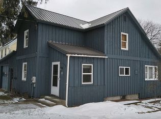 22 Clyde St, Earlville, NY 13332