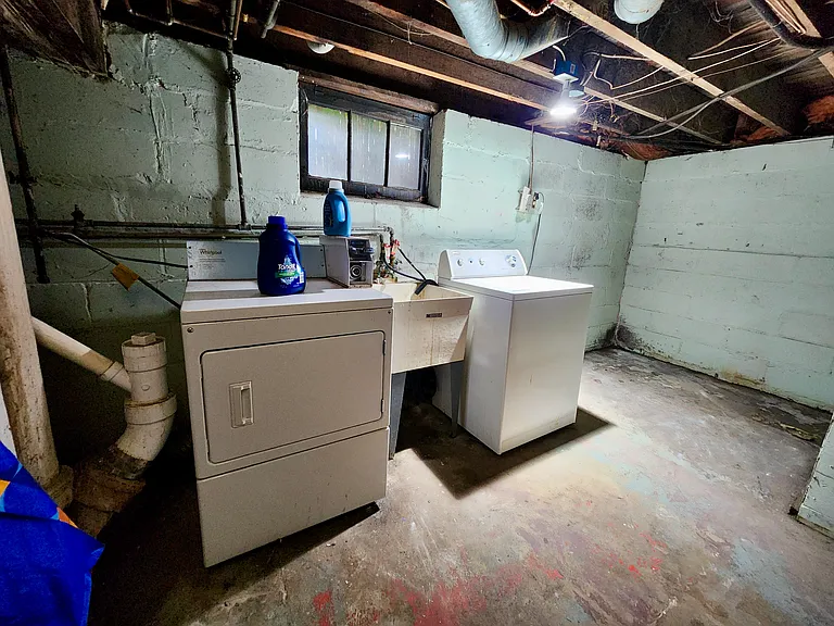 25 Vassar St #1 — Photo 13