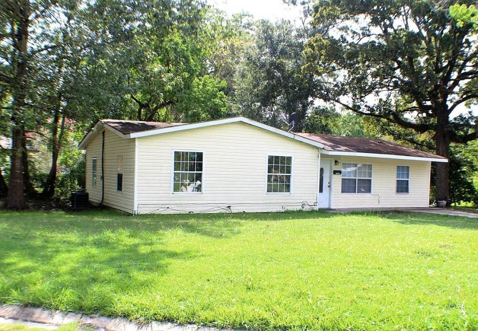 1st image of 1008 Anderson Dr