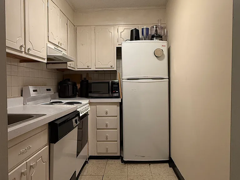287 Harvard St #45 — Photo 5