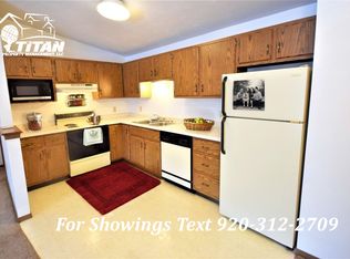 206 Joseph Ct #11303637, Neenah, WI 54956