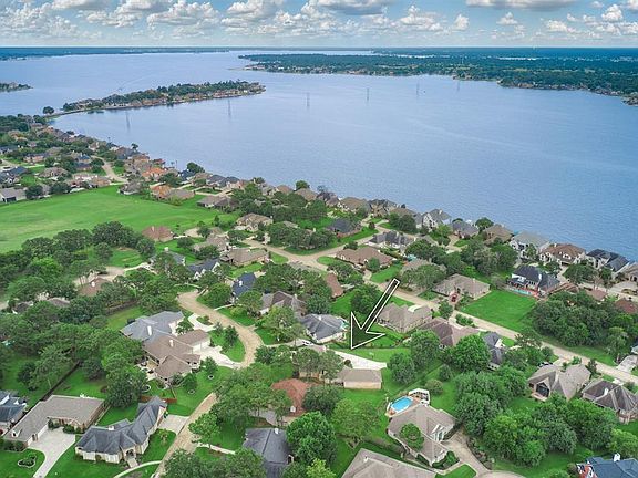 One of the largest interior lots in Bentwater on Lake Conroe.