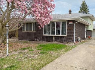 17203 Bernadine St, Lansing, IL