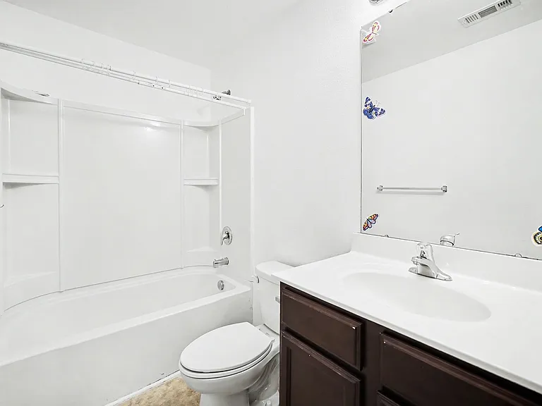 4937 Broad Leaf Ct — Photo 13