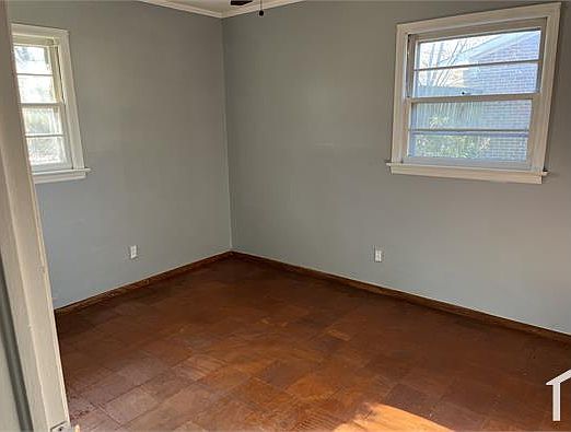 2nd image of 1814 Pinecrest Dr