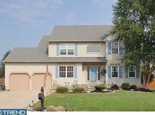372 New Castle Ln, Swedesboro, NJ 08085