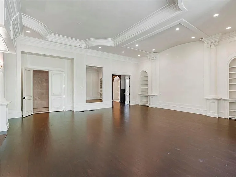 6420 Riverside Dr NW — Photo 42