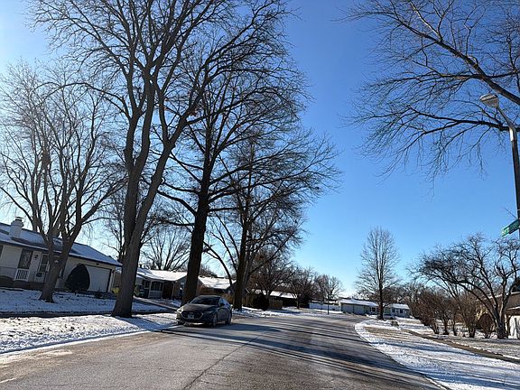 4th image of 2151 Baker St