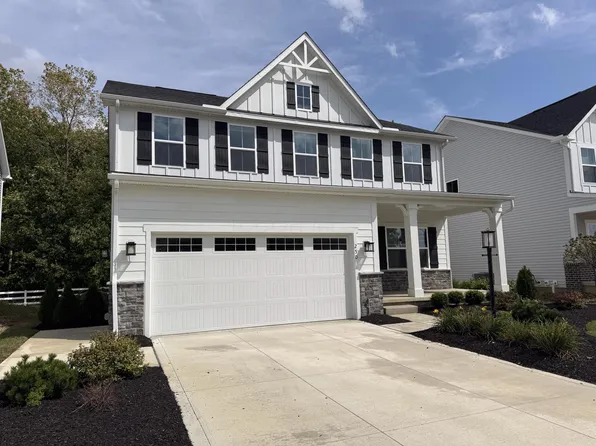 250 Alicia Kelton Dr, Delaware, OH 43015