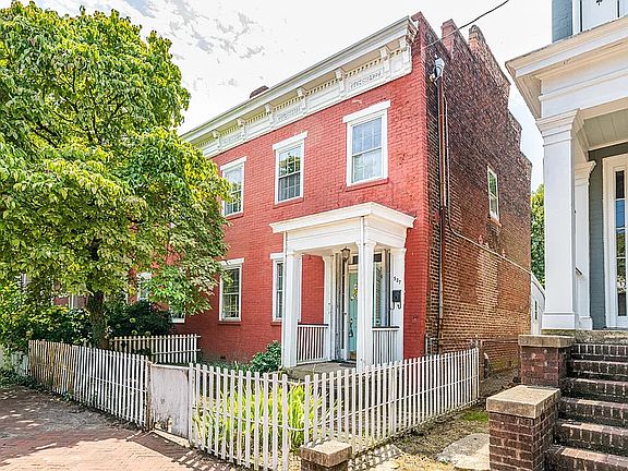 2nd image of 507 W Clay St