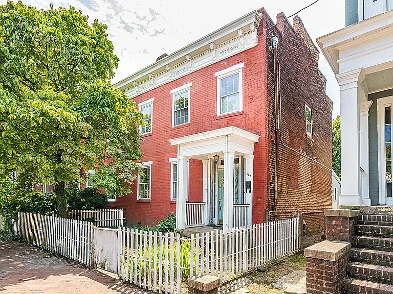 Building Photo - 507 W Clay St