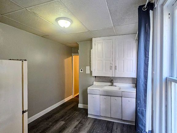 5th image of 908-908.5 North St #4
