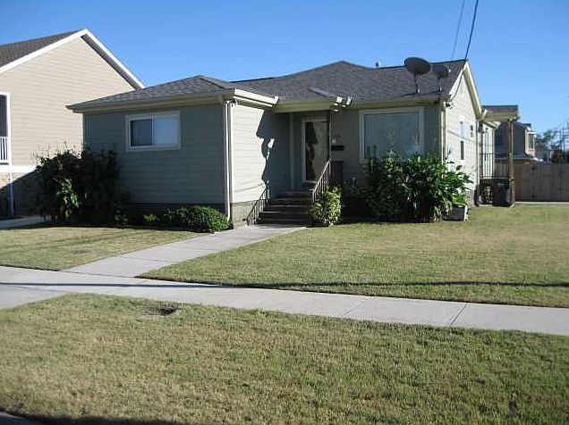 1st image of 1438 Crescent St